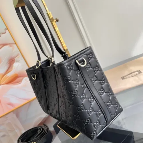 Replica Gucci AAA Quality Shoulder Bags For Women #1420535 $202.00 USD for Wholesale