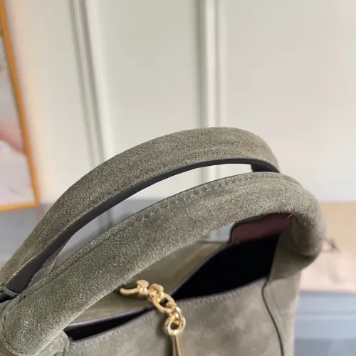 Replica Gucci AAA Quality Handbags For Women #1420615 $185.00 USD for Wholesale