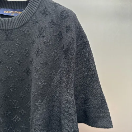 Replica Louis Vuitton LV T-Shirts Short Sleeved For Unisex #1421863 $82.00 USD for Wholesale