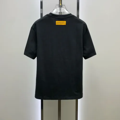 Replica Louis Vuitton LV T-Shirts Short Sleeved For Men #1421880 $68.00 USD for Wholesale