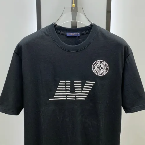 Replica Louis Vuitton LV T-Shirts Short Sleeved For Men #1421880 $68.00 USD for Wholesale