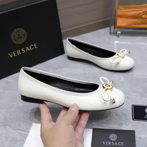 Replica Versace Flat Shoes For Women #1422325 $118.00 USD for Wholesale