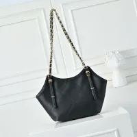 $88.00 USD Chanel AAA Quality Shoulder Bags For Women #1420078