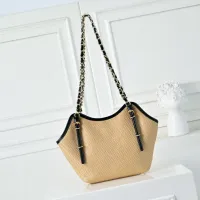 $88.00 USD Chanel AAA Quality Shoulder Bags For Women #1420081