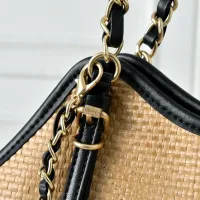 $88.00 USD Chanel AAA Quality Shoulder Bags For Women #1420081