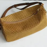 $182.00 USD Gucci AAA Quality Shoulder Bags For Women #1420356