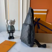 $92.00 USD Louis Vuitton AAA Man Messenger Bags #1422134