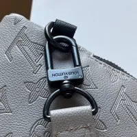 $92.00 USD Louis Vuitton AAA Man Messenger Bags #1422135