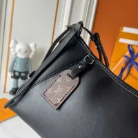 $88.00 USD Louis Vuitton AAA Quality Shoulder Bags For Women #1422141