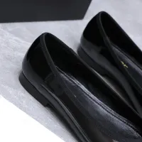 $118.00 USD Versace Flat Shoes For Women #1422326