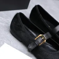 $118.00 USD Versace Flat Shoes For Women #1422333