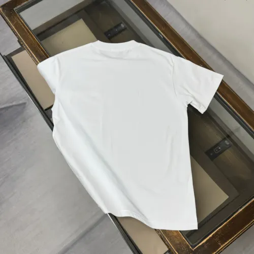 Replica Fendi T-Shirts Short Sleeved For Unisex #1423456 $32.00 USD for Wholesale