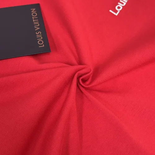 Replica Louis Vuitton LV T-Shirts Short Sleeved For Unisex #1423460 $32.00 USD for Wholesale
