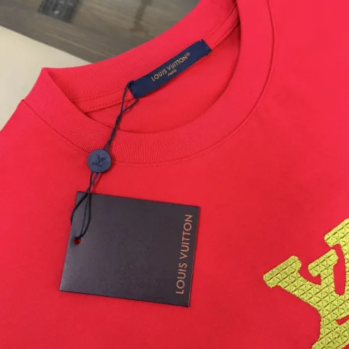 Replica Louis Vuitton LV T-Shirts Short Sleeved For Unisex #1423463 $32.00 USD for Wholesale