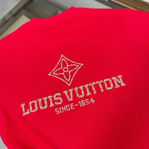 Replica Louis Vuitton LV T-Shirts Short Sleeved For Unisex #1423466 $32.00 USD for Wholesale