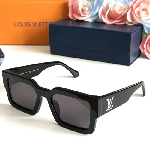 Louis Vuitton AAA Quality Sunglasses #1424201
