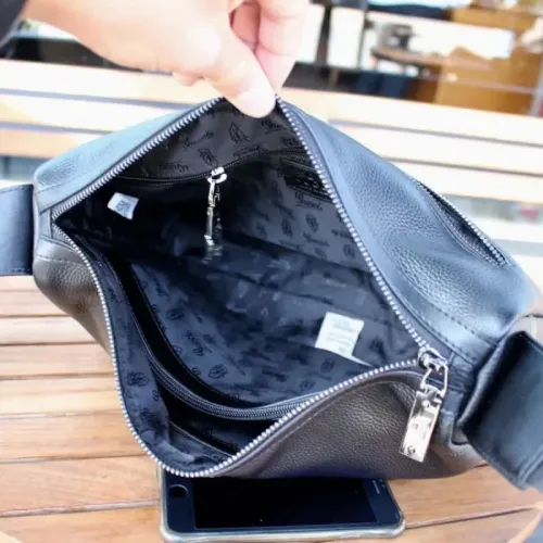 Replica Gucci AAA Man Messenger Bags #1426135 $88.00 USD for Wholesale