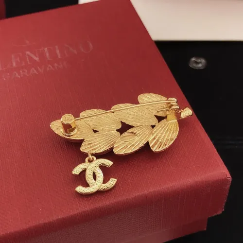Replica Chanel Brooches For Women #1426320 $29.00 USD for Wholesale