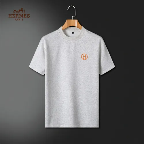 Replica Hermes Tracksuits Short Sleeved For Men #1426557 $64.00 USD for Wholesale
