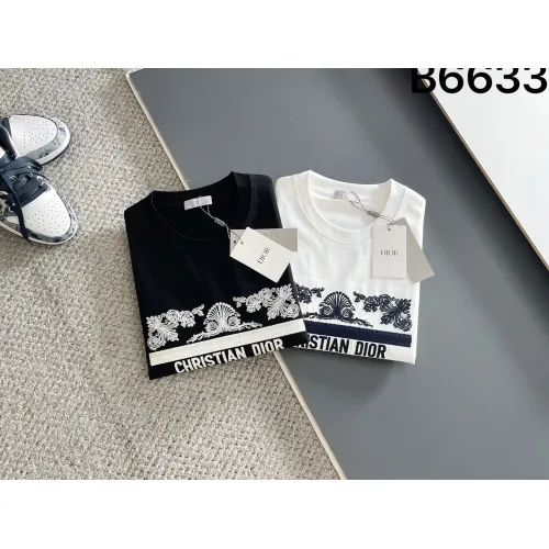 Replica Christian Dior T-Shirts Short Sleeved For Unisex #1426674 $42.00 USD for Wholesale