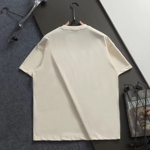 Replica Gucci T-Shirts Short Sleeved For Unisex #1426974 $38.00 USD for Wholesale