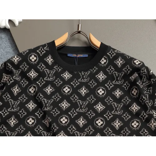 Replica Louis Vuitton LV T-Shirts Short Sleeved For Unisex #1427039 $38.00 USD for Wholesale