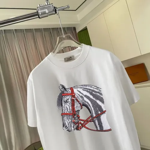 Replica Hermes T-Shirts Short Sleeved For Unisex #1429656 $42.00 USD for Wholesale