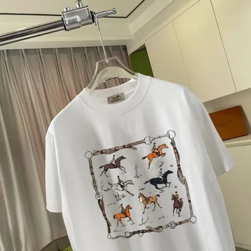 Replica Hermes T-Shirts Short Sleeved For Unisex #1429668 $42.00 USD for Wholesale