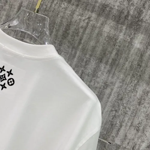 Replica Louis Vuitton LV T-Shirts Short Sleeved For Unisex #1429979 $42.00 USD for Wholesale