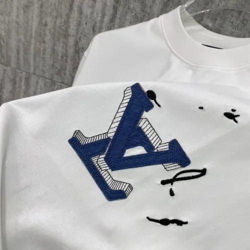Replica Louis Vuitton LV T-Shirts Short Sleeved For Unisex #1429983 $42.00 USD for Wholesale