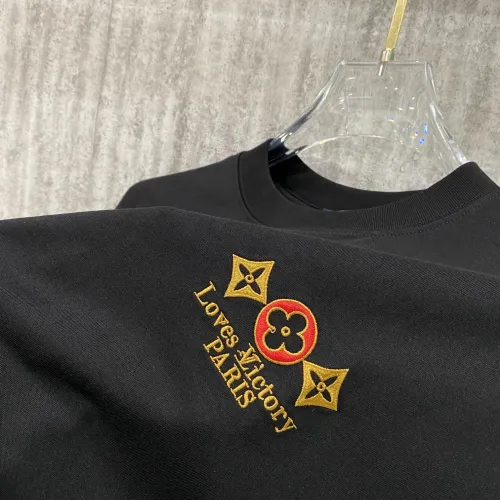 Replica Louis Vuitton LV T-Shirts Short Sleeved For Unisex #1429994 $42.00 USD for Wholesale