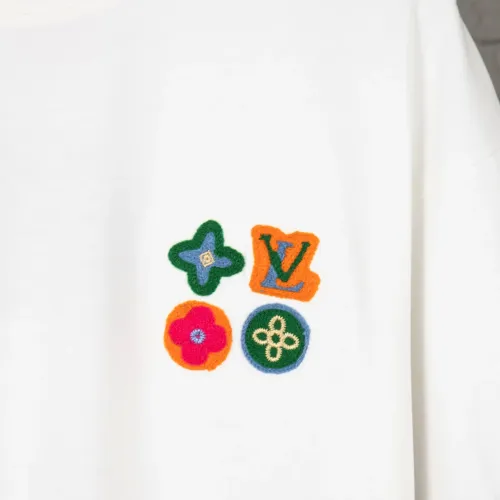 Replica Louis Vuitton LV T-Shirts Short Sleeved For Unisex #1430129 $38.00 USD for Wholesale