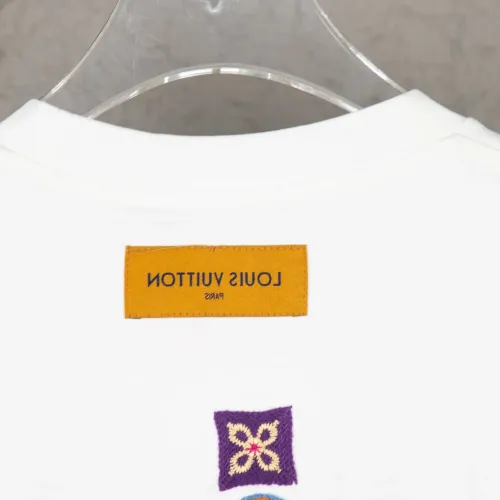 Replica Louis Vuitton LV T-Shirts Short Sleeved For Unisex #1430129 $38.00 USD for Wholesale