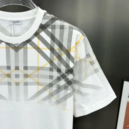 Replica Burberry T-Shirts Short Sleeved For Unisex #1430289 $64.00 USD for Wholesale
