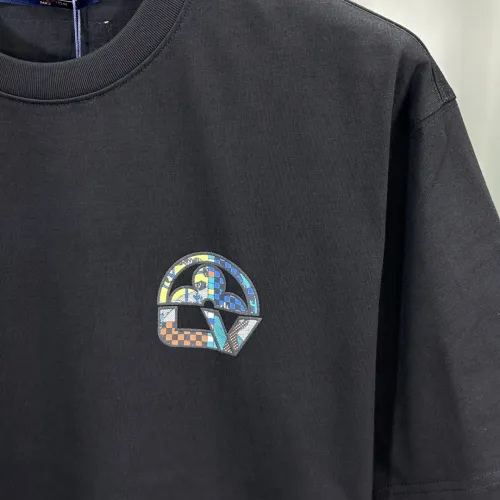 Replica Louis Vuitton LV T-Shirts Short Sleeved For Unisex #1430312 $64.00 USD for Wholesale