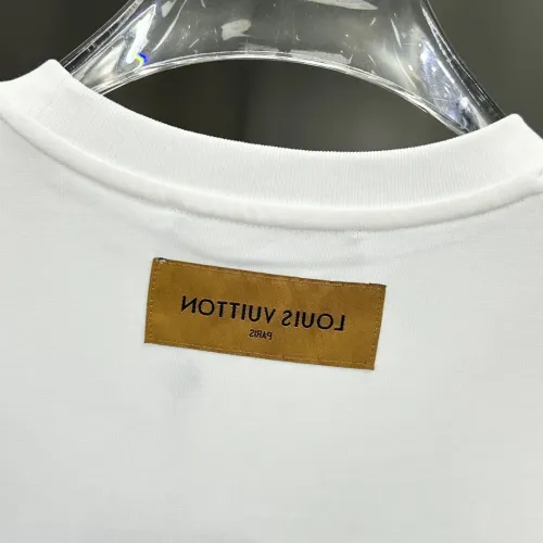 Replica Louis Vuitton LV T-Shirts Short Sleeved For Unisex #1430315 $64.00 USD for Wholesale