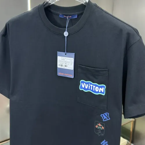Replica Louis Vuitton LV T-Shirts Short Sleeved For Unisex #1430316 $64.00 USD for Wholesale
