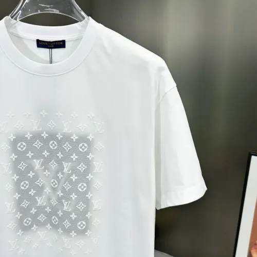 Replica Louis Vuitton LV T-Shirts Short Sleeved For Unisex #1430317 $64.00 USD for Wholesale