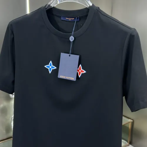 Replica Louis Vuitton LV T-Shirts Short Sleeved For Unisex #1430344 $64.00 USD for Wholesale