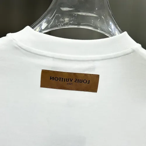 Replica Louis Vuitton LV T-Shirts Short Sleeved For Men #1430377 $82.00 USD for Wholesale