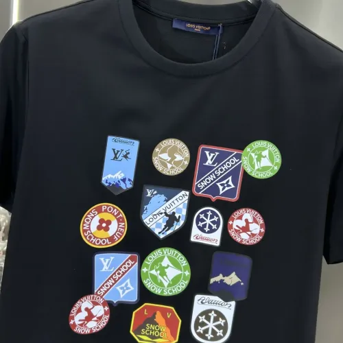 Replica Louis Vuitton LV T-Shirts Short Sleeved For Unisex #1430405 $68.00 USD for Wholesale