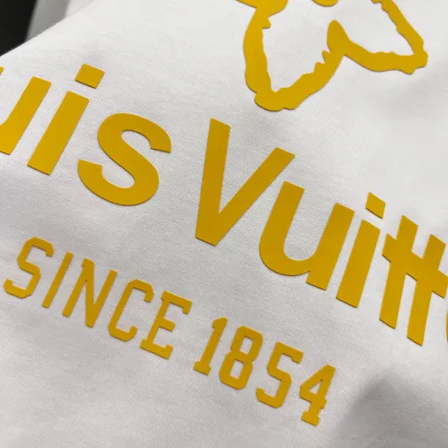 Replica Louis Vuitton LV T-Shirts Short Sleeved For Unisex #1430552 $38.00 USD for Wholesale