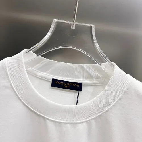 Replica Louis Vuitton LV T-Shirts Short Sleeved For Unisex #1430554 $38.00 USD for Wholesale