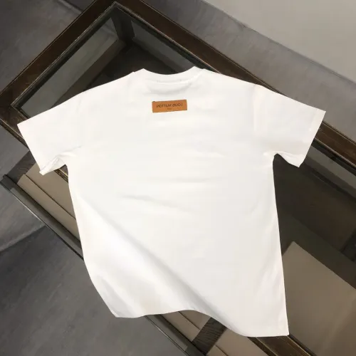 Replica Louis Vuitton LV T-Shirts Short Sleeved For Unisex #1431107 $34.00 USD for Wholesale