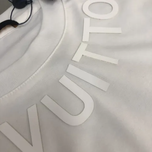 Replica Louis Vuitton LV T-Shirts Short Sleeved For Unisex #1431107 $34.00 USD for Wholesale