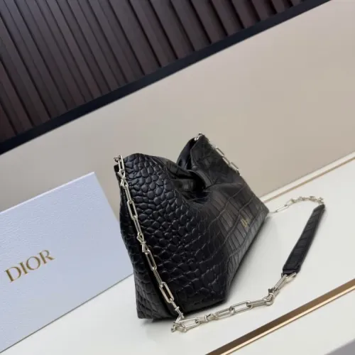 Replica Christian Dior AAA Quality Messenger Bags For Women #1431821 $102.00 USD for Wholesale