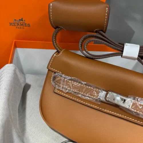 Replica Hermes AAA Quality Messenger Bags For Women #1432015 $88.00 USD for Wholesale