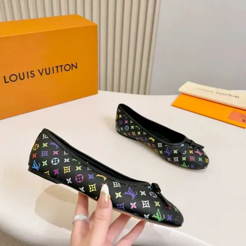 Replica Louis Vuitton Flat Shoes For Women #1432029 $102.00 USD for Wholesale
