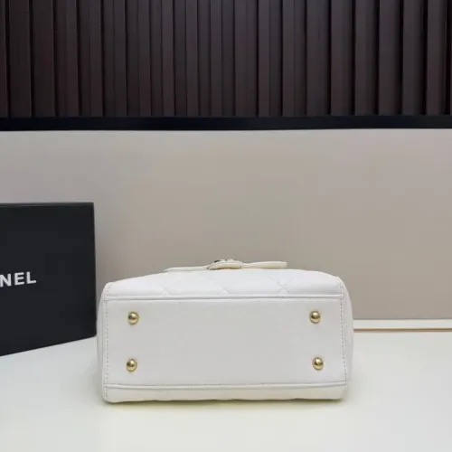 Replica Chanel AAA Quality Handbags For Women #1432274 $88.00 USD for Wholesale