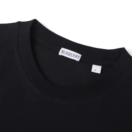 Replica Burberry T-Shirts Short Sleeved For Unisex #1432798 $45.00 USD for Wholesale